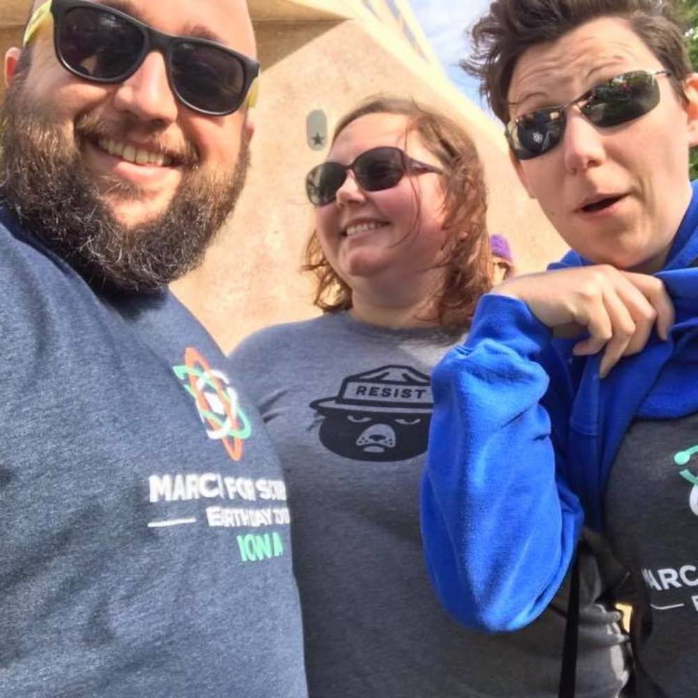 Meet your Posher, Holly